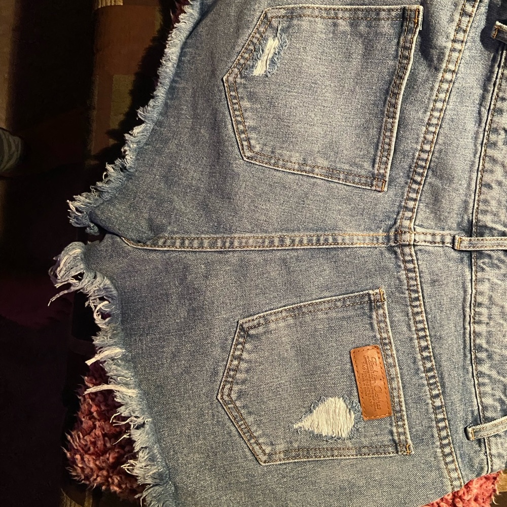 I bought these from shein and they fit too small. Brand new never worn - Picture 8 of 8
